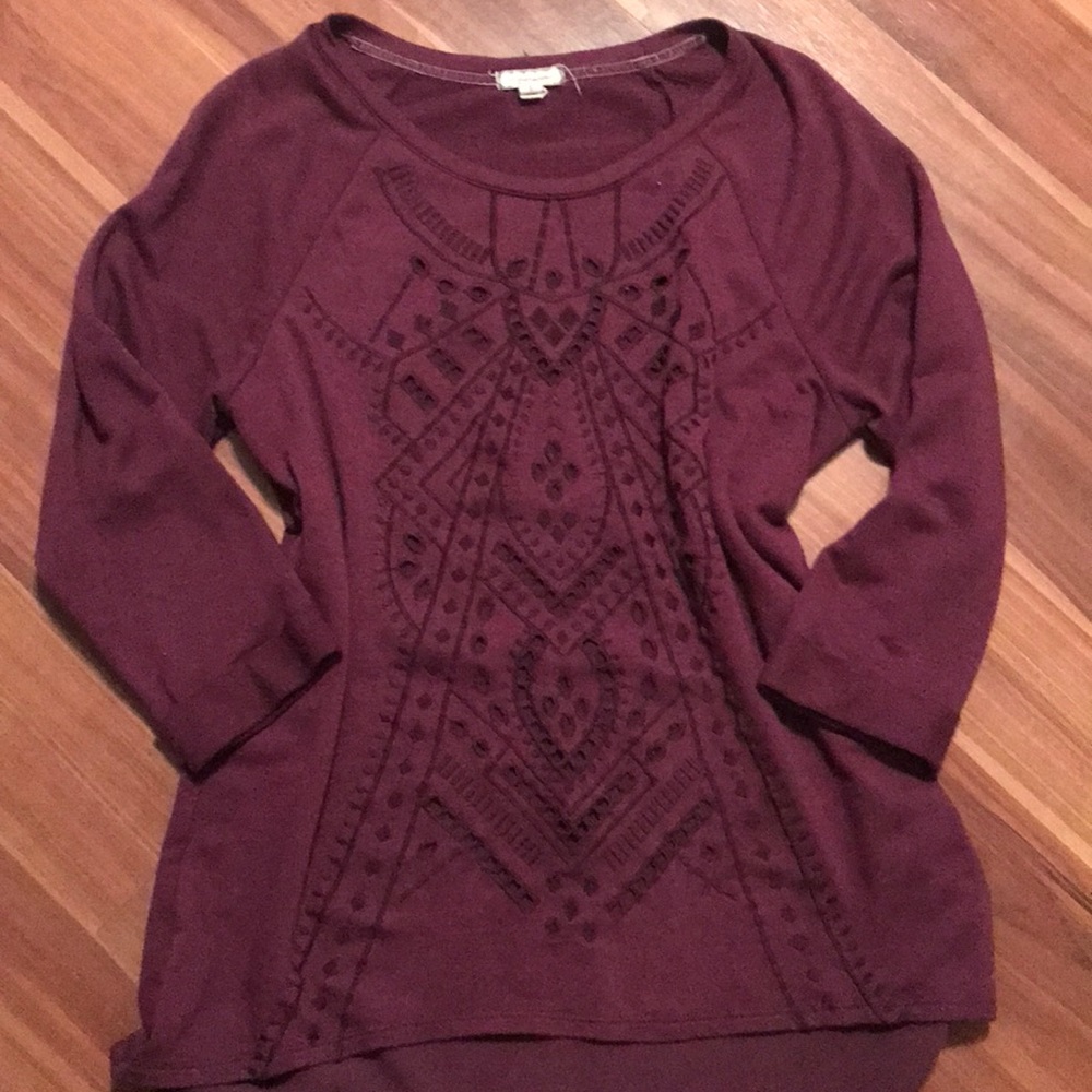 Maroon, quarter sleeve blouse